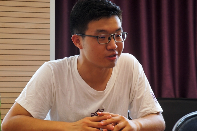 高旭东同学发言